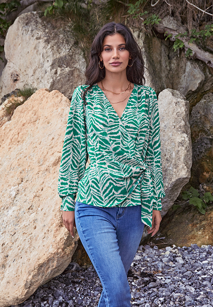 Desires Alberte Langærmet Slå-om Bluse Bluser 6172 Simply Green