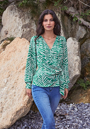Desires Alberte Langærmet Slå-om Bluse Bluser 6172 Simply Green
