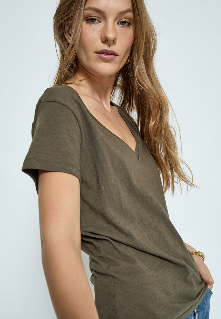 Desires DSDannon V T-Shirt T-Shirt 5121 Tarmac Brown