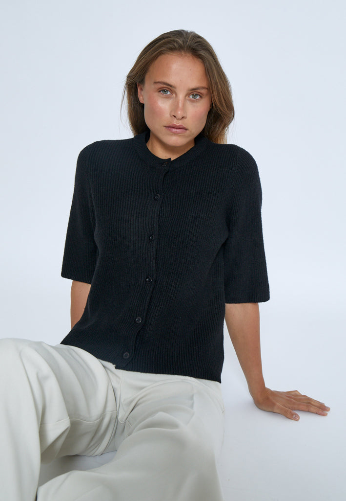Desires DSDelta Short Sleeve Knit Cardigan Cardigans Sort