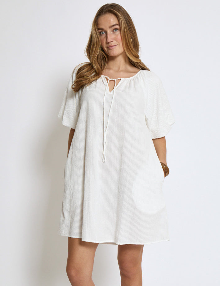 Desires DSGeorgia Short Dress Kjoler 235 Cloud Dancer