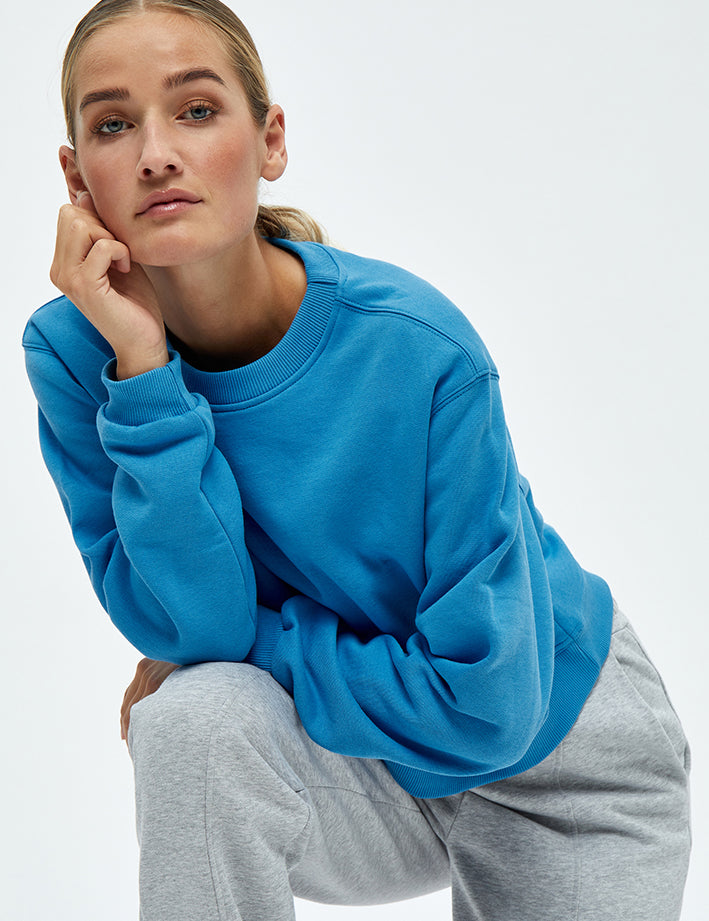 Beyond Now Frankie Crop Sweatshirt Sweatshirts 5016 Ibiza Blue
