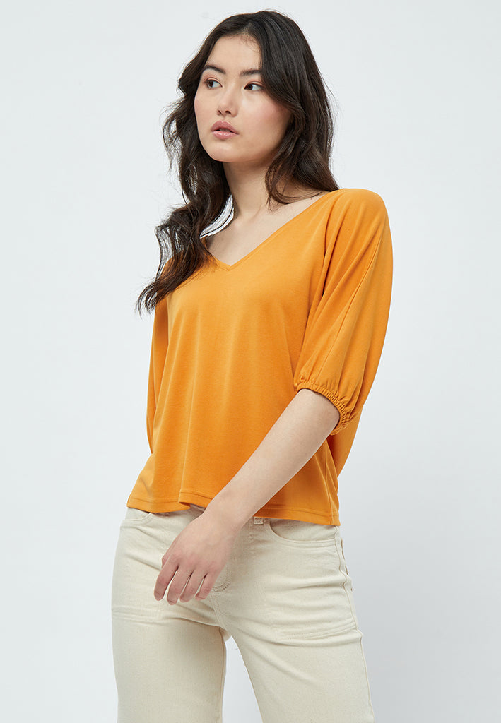 Desires DSHarper V T-Shirt T-Shirt 6530 BUTTERSCOTCH