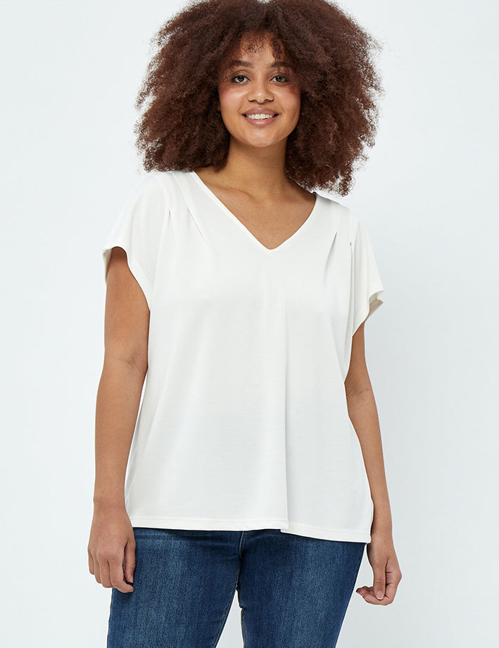 Peppercorn Lana V-hals T-Shirt Curve T-Shirt 235 Cloud dancer