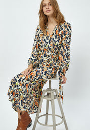 Peppercorn Odette Midi Slå-Om Kjole Kjoler 2958P Jet Black Print