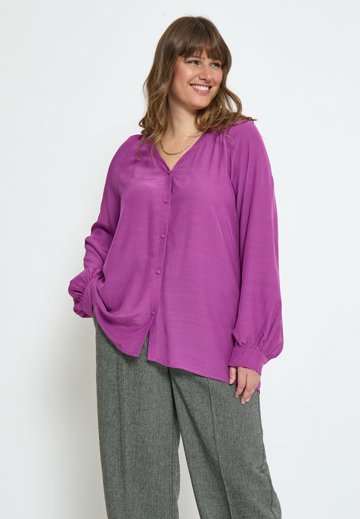 Peppercorn Omira Skjorte Curve Skjorter 7024 Hollyhock Purple