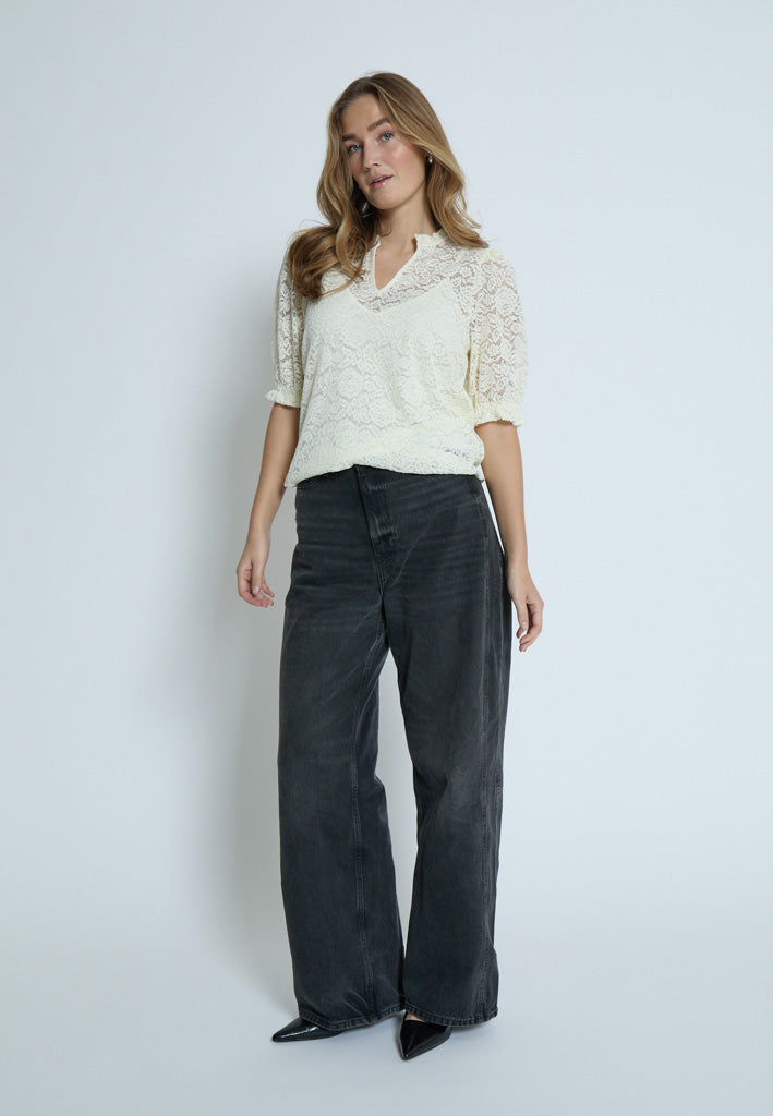 Peppercorn PCKaroline Lace Blouse Bluser 0002 White Peony