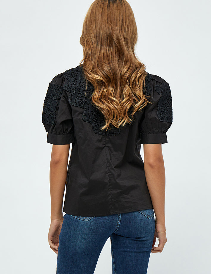 Minus Victoria Broderet Bluse Bluser Sort